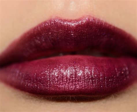 nars hot chanel lipstick